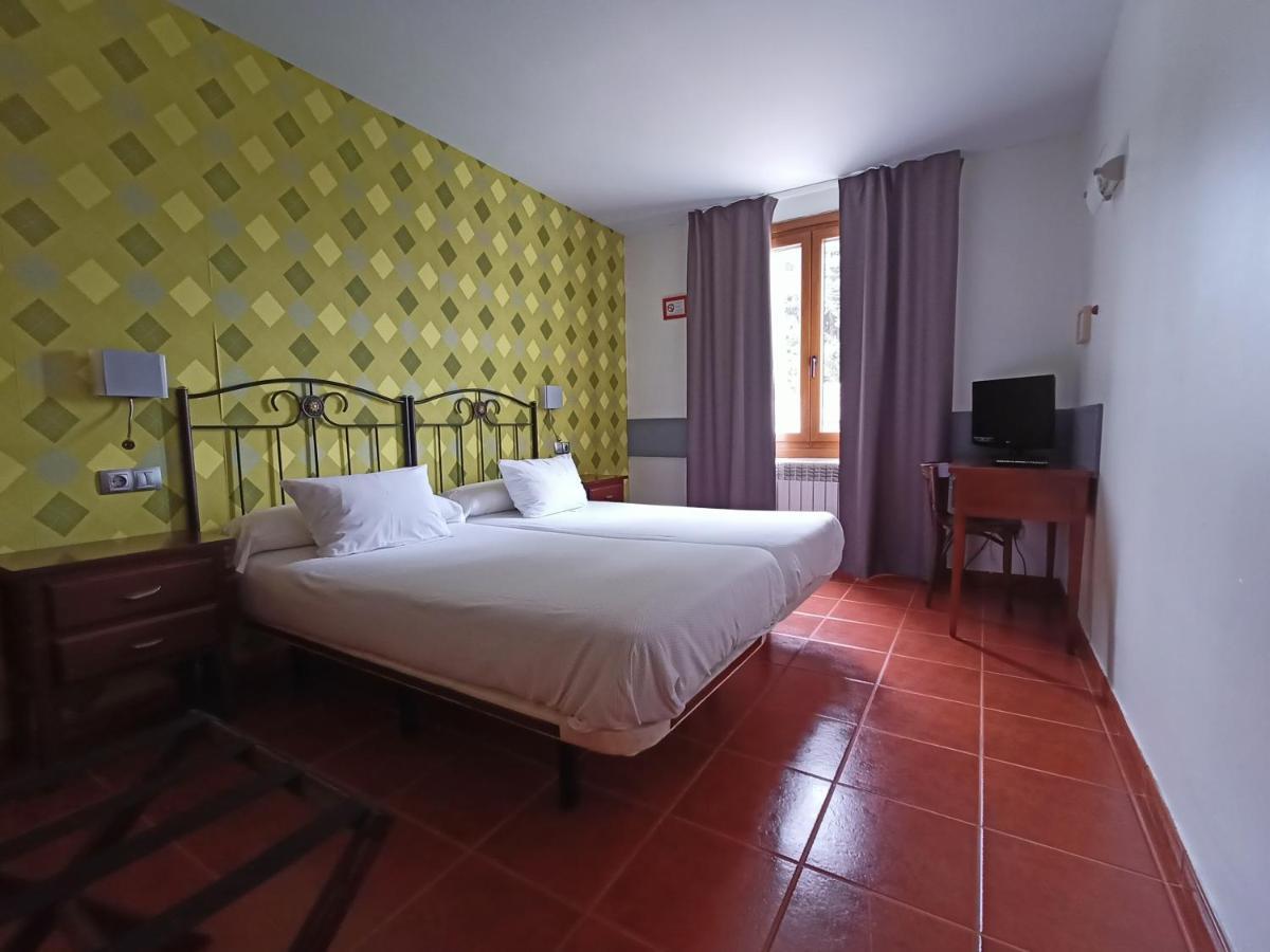 Hotel Rural Cuartamenteru ปู เด ยาเนส ภายนอก รูปภาพ